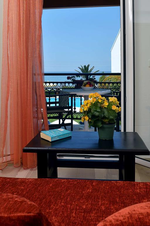 Filorian Hotel Apartments Acharavi  Cameră foto